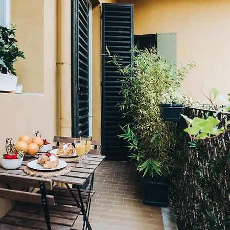 Begatto Balcony *